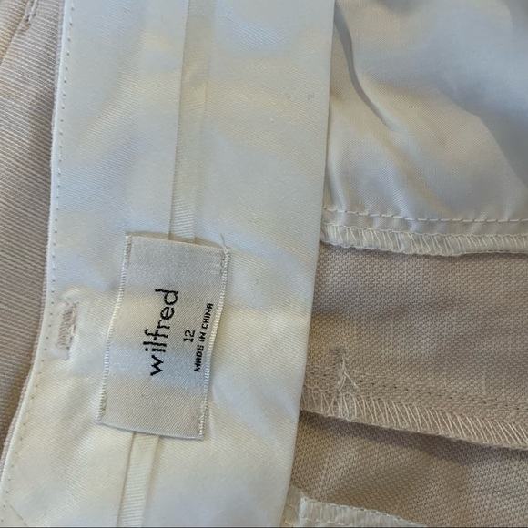 Aritzia Effortless (Short) Linen Pants - Picture 6 of 9